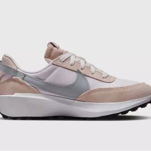 Women’s Nike Waffle Debut Shoe